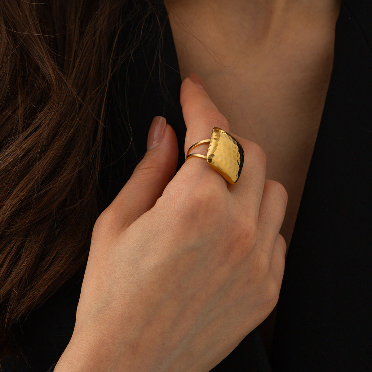 Stainless Steel Square Open Ring with Hammer Design – Modern Women’s Jewelry