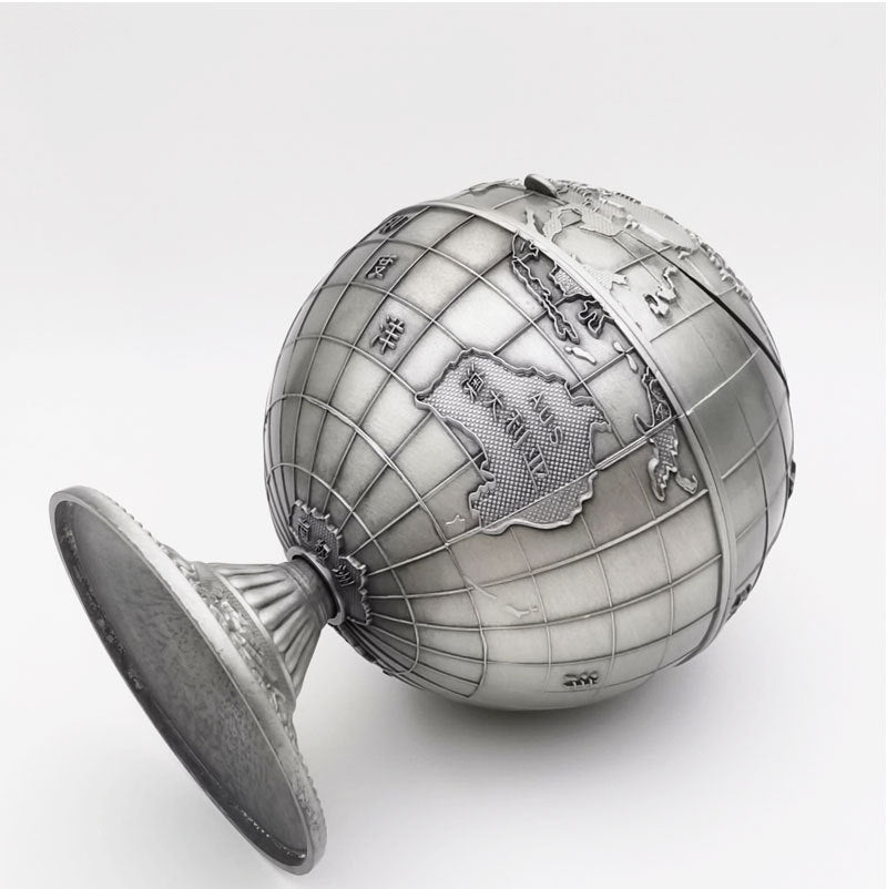 Antique Style Personalized Ashtray with Lid – Large Classical Craft Ashtray Gift for Home & Office