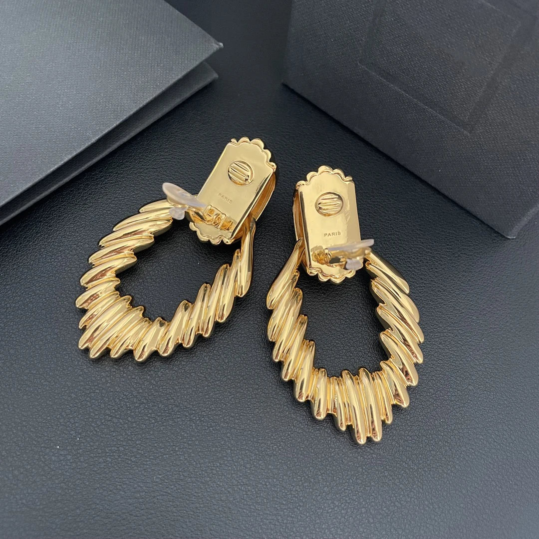 Vintage Brass Plated 18K Gold Exaggerated Ear Clip Earrings – Luxury Designer Jewelry for Women