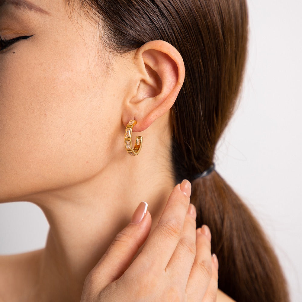 18K Gold Stainless Steel Zircon C-Shaped Earrings – High-End Non-Fading Jewelry for Women