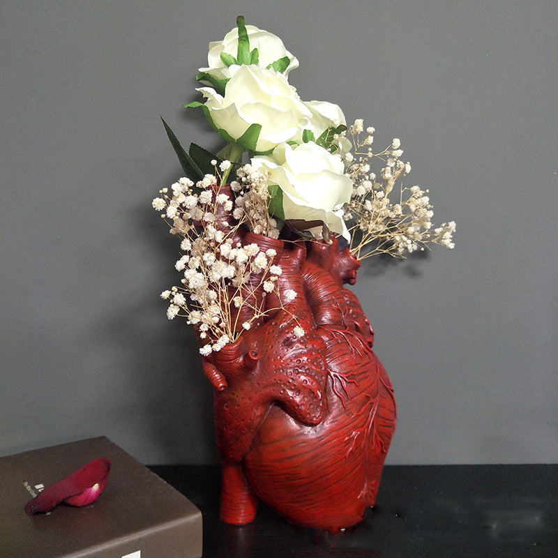Heart Vase Resin Ornament – Decorative Model for Living Room, Dining Table & Countertop Flower Arrangement