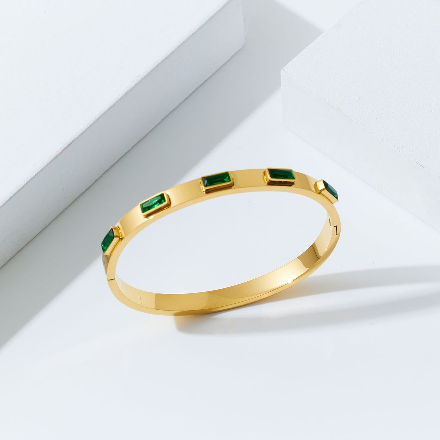 18K Gold Zircon Bracelet – Vacuum Plated Green & White Square Inlaid Fashion Jewelry