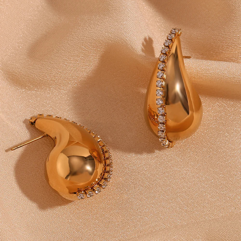 Vintage Stainless Steel Crystal Hollow Droplet Earrings – 18K Gold Plated Luxury Jewelry for Women