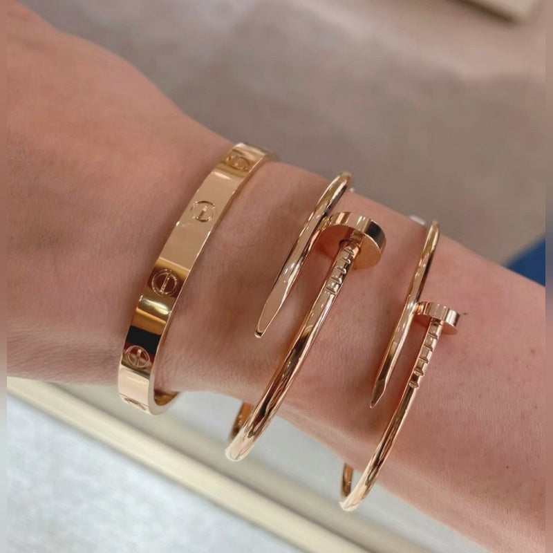 V-Gold Diamond Pavé Screw Cuff – Titanium Steel Couples Bracelet with Open-Close Clasp