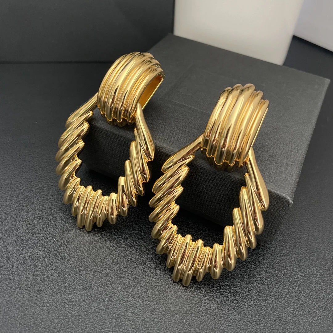 Vintage Brass Plated 18K Gold Exaggerated Ear Clip Earrings – Luxury Designer Jewelry for Women