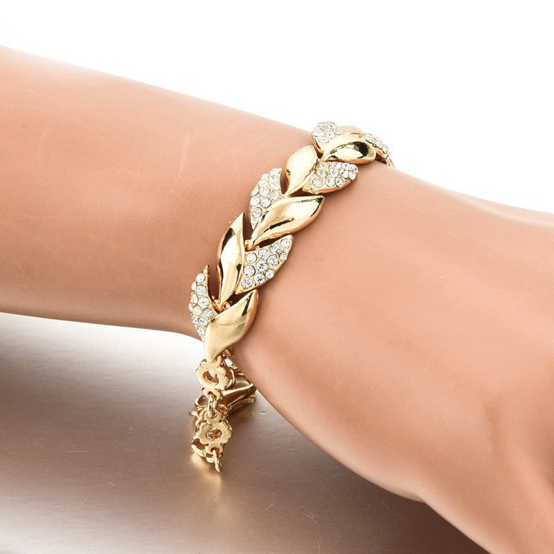 18K Gold Leaf Bracelet for Women – Diamond Fashion Wedding Jewelry Gift