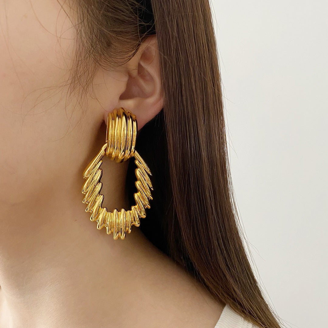 Vintage Brass Plated 18K Gold Exaggerated Ear Clip Earrings – Luxury Designer Jewelry for Women