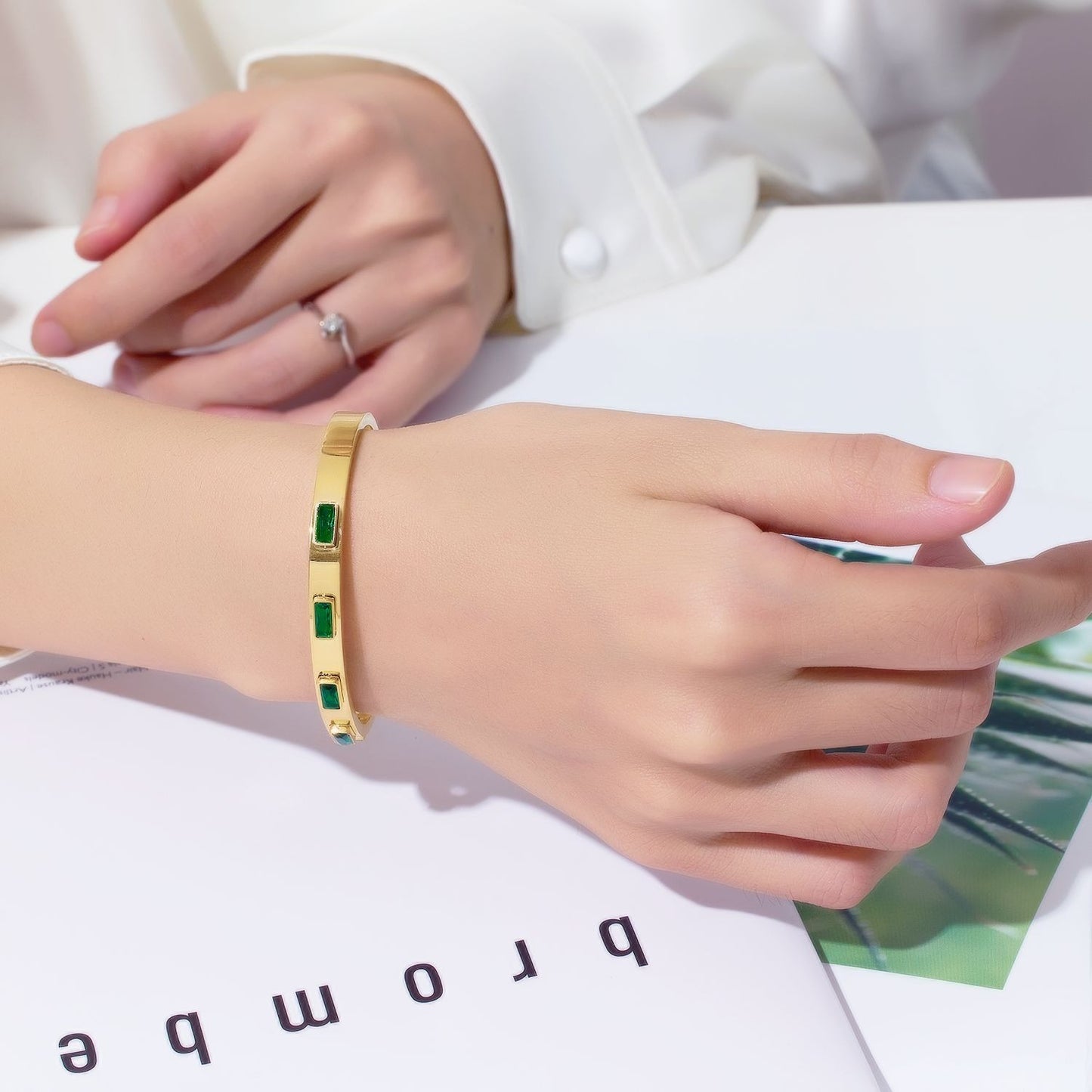 18K Gold Zircon Bracelet – Vacuum Plated Green & White Square Inlaid Fashion Jewelry