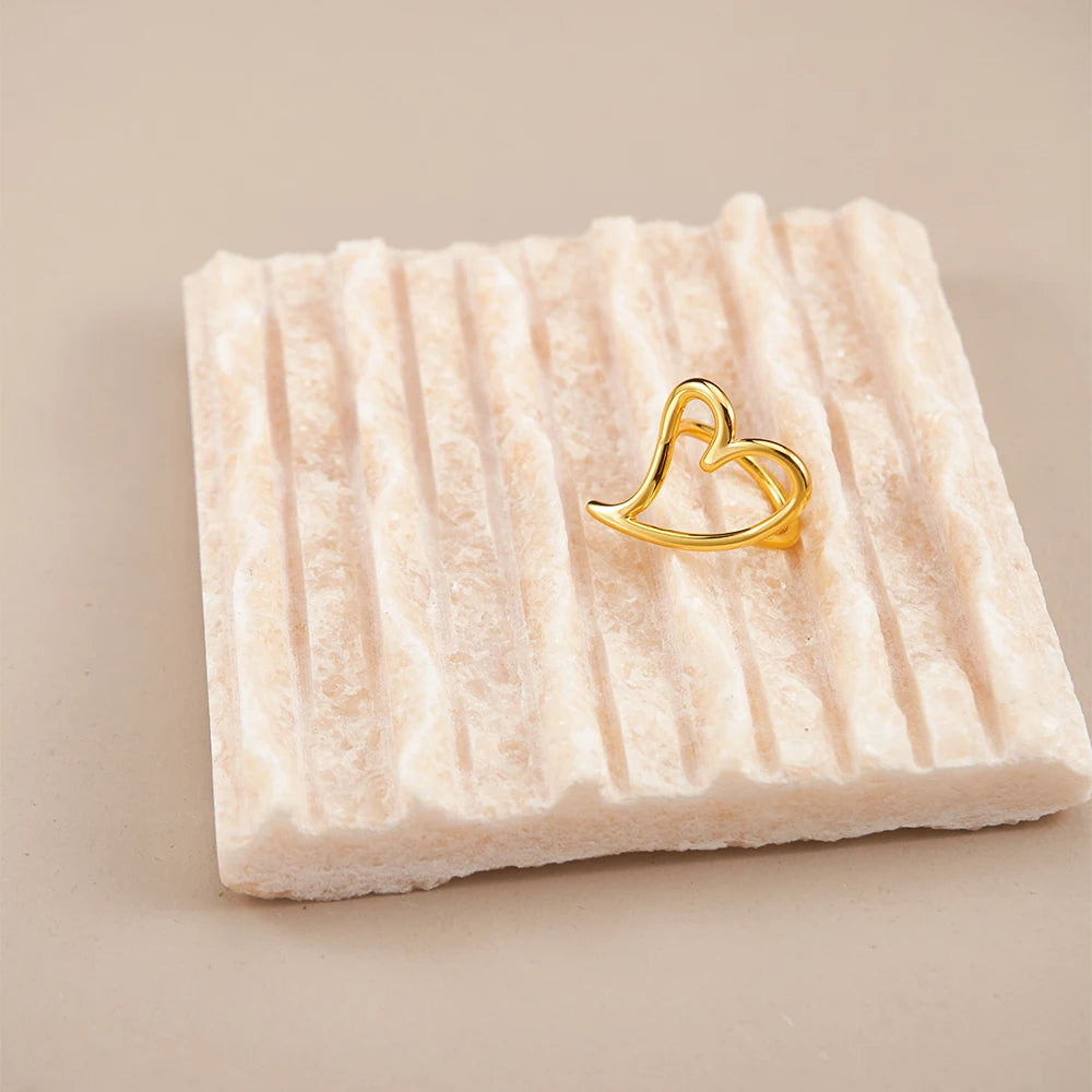 Cutout Heart Ring For Women Gold Color Plated – Hypoallergenic Luxury Fashion Jewelry