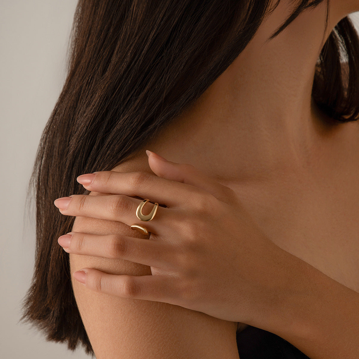 Baroque Round Irregular Curved Smooth Plain Ring – Luxury Alloy Women’s Fashion Jewelry