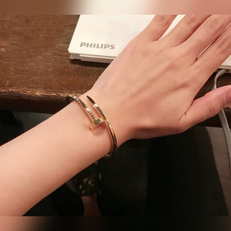 V-Gold Diamond Pavé Screw Cuff – Titanium Steel Couples Bracelet with Open-Close Clasp