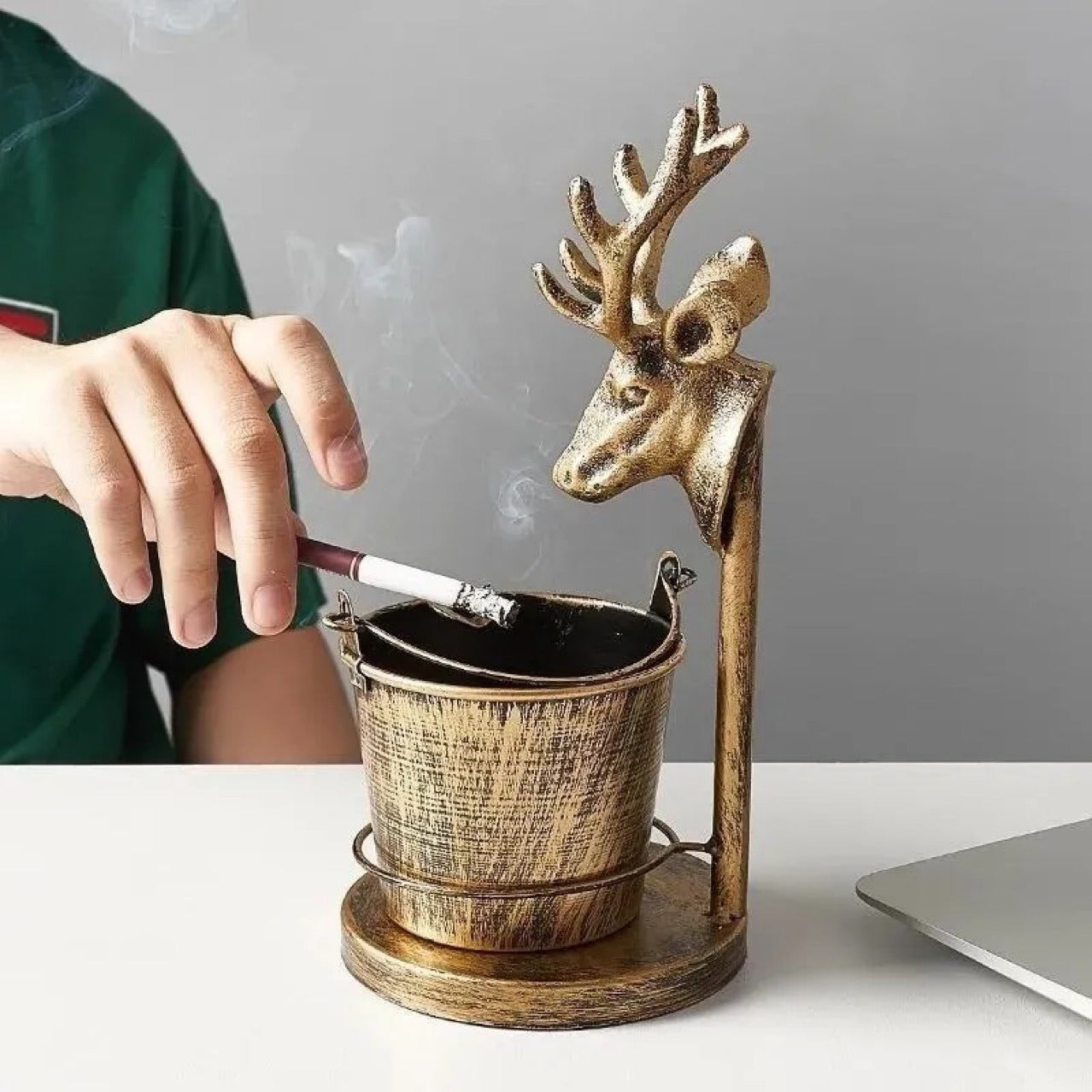 Retro Creative Home Ashtray – Large Bar, Living Room & Office KTV Multi-Function Ornament