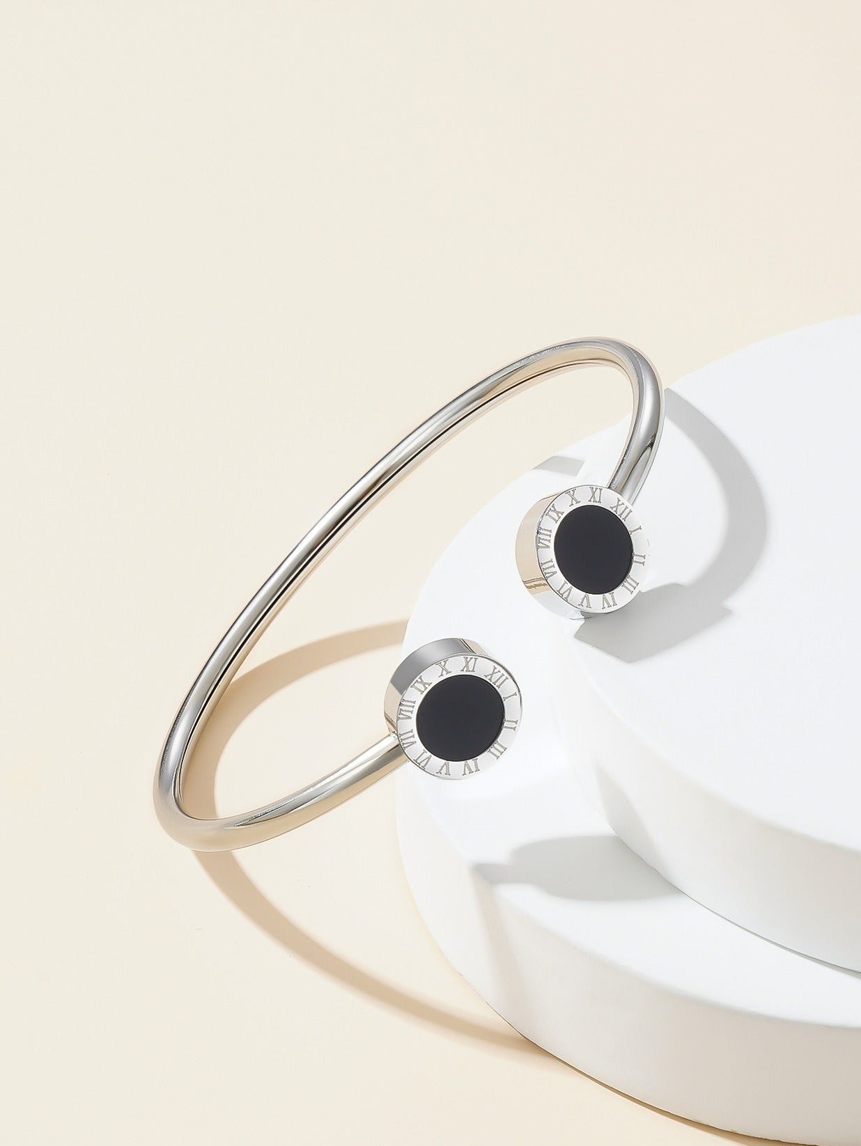 Stainless Steel Roman Mother-of-Pearl 18K Open Bracelet – Simple Luxury Women’s Jewelry