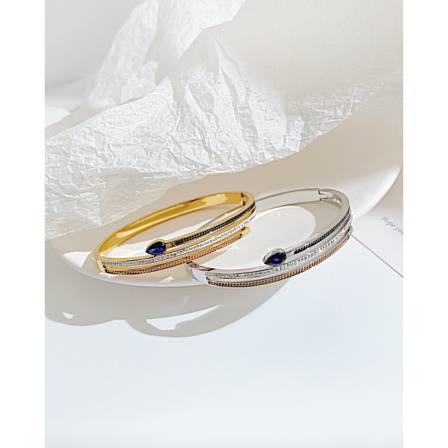 Micro Inlaid Zircon Stainless Steel Bracelet – Versatile Luxury Women’s Jewelry