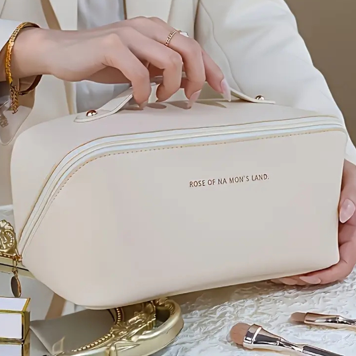 Large Capacity Synthetic Leather Travel Makeup Bag